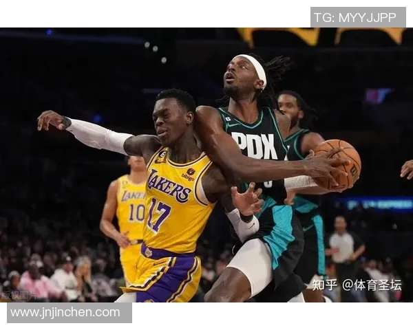 狂神现场观战:湖人轻取开拓者,预备季后大战 狂神现场观战:湖人轻取开拓者,预备季后大战