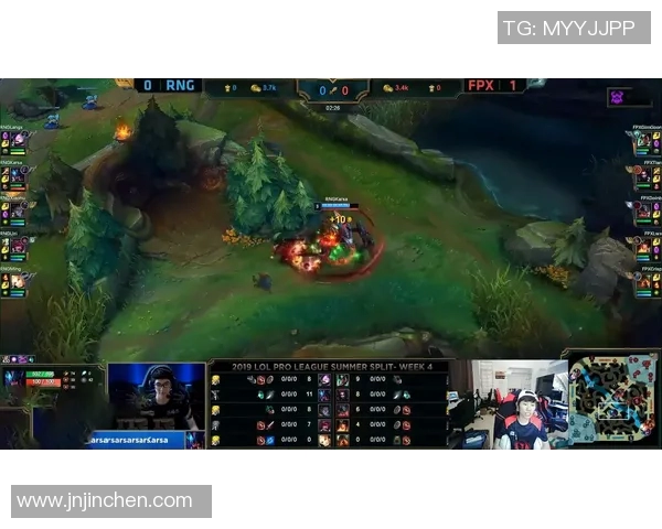 赛后复盘:分析V5与FPX对决中的战术与技术细节 赛后复盘:分析V5与FPX对决中的战术与技术细节